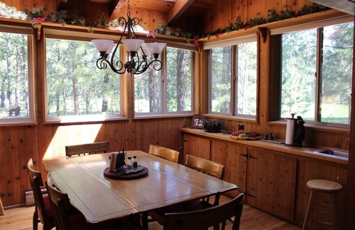 Black Butte Ranch House | 3 Bed/3 bath on Golf Course/Two Large decks/bikes/Includes 7 bikes/2100 sq ft/