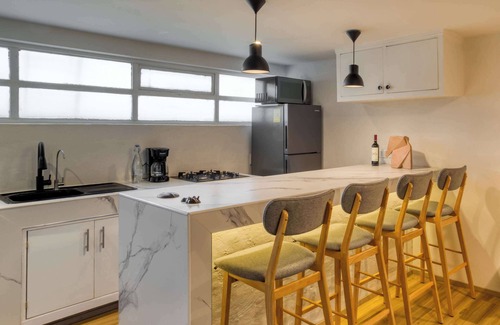 La Condesa Apartment | 3-Bed Apartment with Leafy Views in Condesa