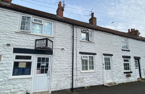 Scarborough Cottage | 3 Bed Cottage - Sleeps 5 - Wifi - Pets - Parking
