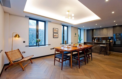 Soho Apartment | 3-bed Deluxe 205