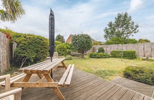 Windsor House | 3-Bed Family Home with Parking & Large Garden