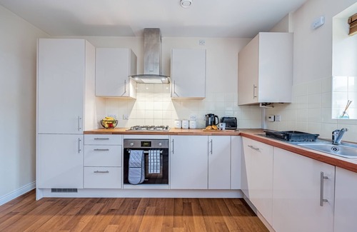 Bedford House | 3 Bed Home | Business | Leisure | Free Parking