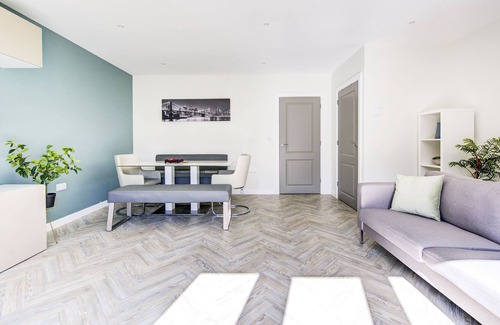 Hacton House | 3 Bed house in Romford-Hornchurch/ Greater London