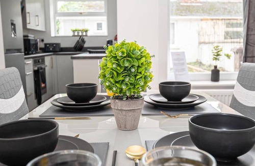 Lincoln House | 3 Bed House, Lincoln - Contractors, Discounts, Free Parking, SMART TV, WIFI