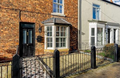 Great Ayton House | 3 Bed House With Hot Tub Great Ayton - TOP Terrace