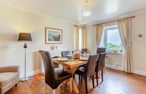 Beinn Orasaigh House | 3 Bed in Carbost oc-b32442