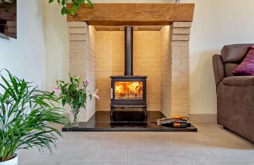 Repps with Bastwick House | 3 Bed in Repps with Bastwick 94054