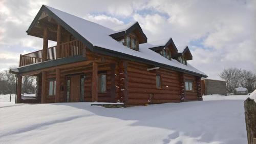 Ripon Cabin | 3 Bed in Thornton Watlass oc-s32783