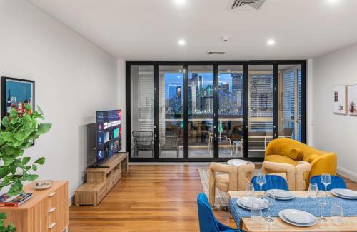 New Farm Apartment | 3 Bed Skyline Terrace with Long Stay and Monthly Deal