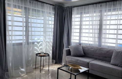 Las Acacias House | 3-bedroom house in welcoming Santo Domingo with AC, WiFi