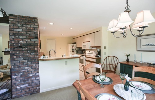 Grantham Condo | 3 Bedrom Condo in Eastman