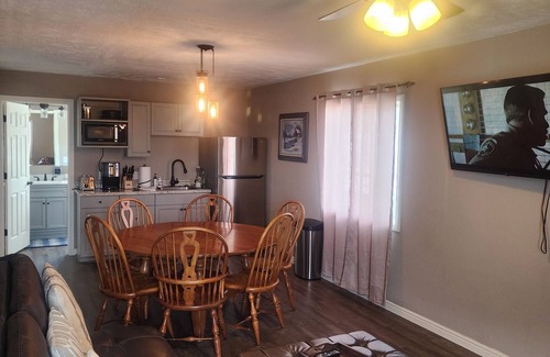 Lincoln County House | 3 bedroom 1 bath above garage guest house