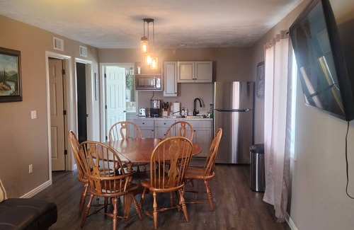 Lincoln County House | 3 bedroom 1 bath above garage guest house
