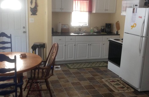 Prudenville Cottage | 3 Bedroom/1 Bath Houghton Lake Getaway