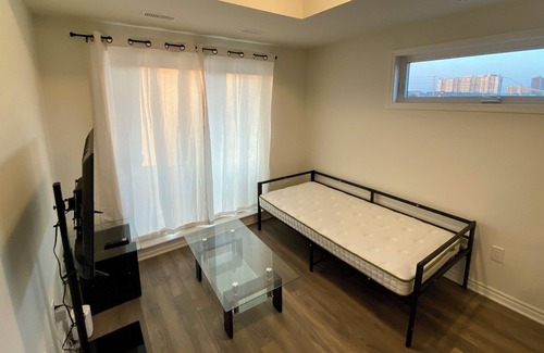 Scarborough House | 3 Bedroom 2.5 Bath, Newly Build, Full Kitchen