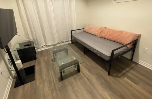 Scarborough House | 3 Bedroom 2.5 Bath, Newly Build, Full Kitchen
