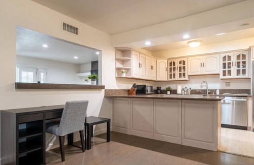 Bonita House | 3 Bedroom, 2 Bath, Backyard