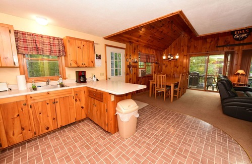 Eidelweiss Village House | 3 Bedroom, 2 Bath Pet Friendly Rental with Sleeping for 10 People