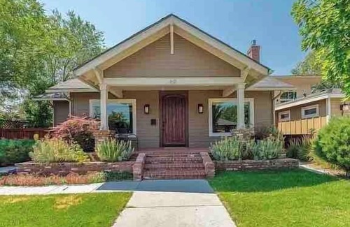 Old Southwest House | 3 bedroom & 2 bathroomhouse/Midtown/Sleeps 11