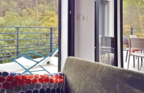 Vins-sur-Caramy House | 3 bedroom accommodation in Vins-Sur-Caramy