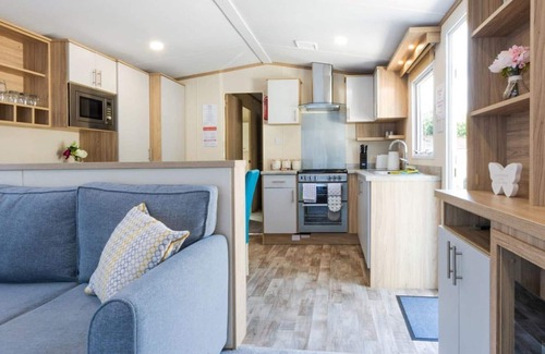 Wesham House | 3 bedroom accommodation in Mowbreck Park
