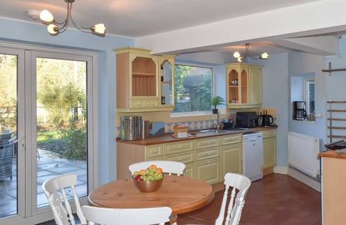 Denbigh Cottage | 3 bedroom accommodation in Colwyn Bay