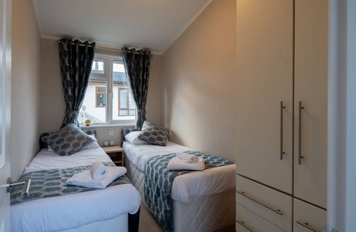 Gisleham Cabin | 3 bedroom accommodation in Lowestoft