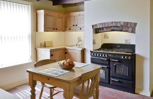 Ulrome Cottage | 3 bedroom accommodation in Ulrome, near Bridlington