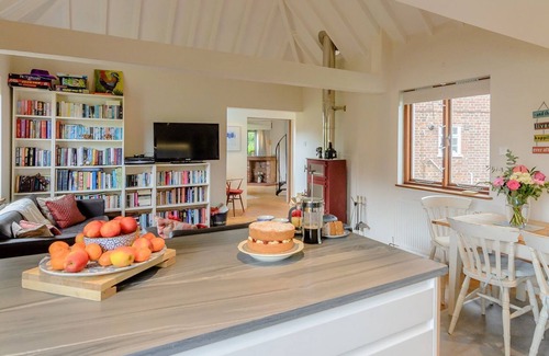 Westmarsh Cottage | 3 bedroom accommodation in Staple, near Wingham