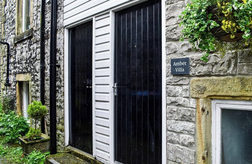 Tideswell Cottage | 3 bedroom accommodation in Tideswell, near Buxton