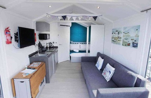 Hamble-le-Rice House | 3 bedroom accommodation in Hamble