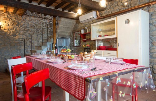 Benabbio Apartment | 3 bedroom amazing apartment in Benabbio