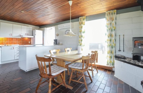 Lild Strand House | 3 bedroom amazing home in Frøstrup