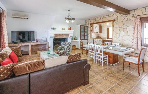 El Gastor House | 3 Bedroom Amazing Home In El Gastor