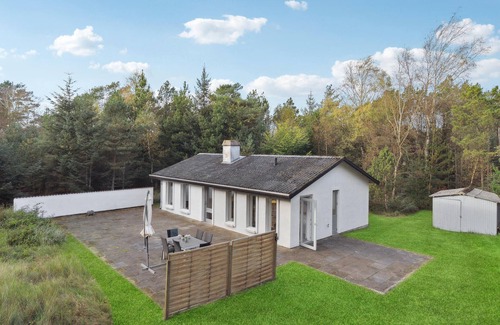 Skiveren House | 3 bedroom amazing home in ålbæk