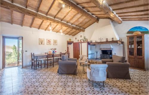 Montalcino Apartment | 3 Bedroom Amazing Home In Montalcino