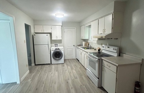 White Oaks House | 3 bedroom and one sofa bed house in London