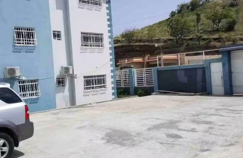 Bani Apartment | 3-bedroom apartment in charming Baní with AC