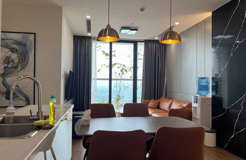 My Đinh Apartment | 3-bedroom apartment in Vinhomes skylake Hà Nội with AC, fitness room