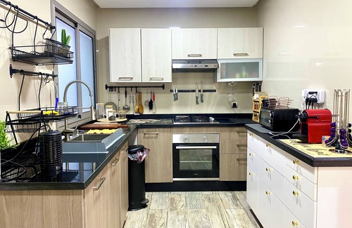 Casablanca Apartment | 3-bedroom apartment in fabulous Casablanca with AC, WiFi
