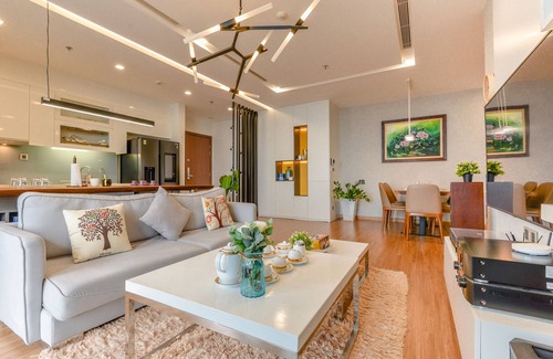 Ngoc Khanh Apartment | 3-Bedroom Apartment moments away from Hanoi's top attractions