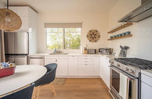 Carpinteria Apartment | 3-bedroom apartment in charming Carpinteria with WiFi, AC. Enjoy your stay