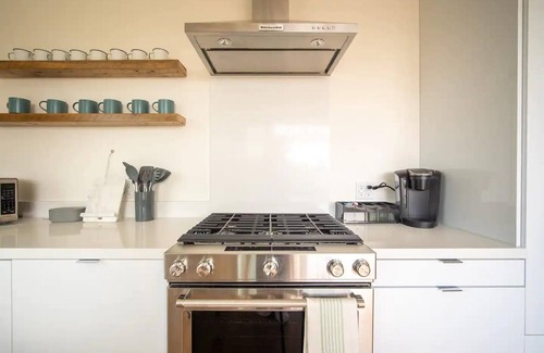 Carpinteria Apartment | 3-bedroom apartment in charming Carpinteria with WiFi, AC. Enjoy your stay