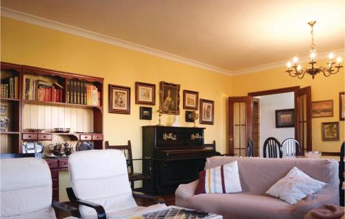 Hornachuelos House | 3 Bedroom Awesome Home In Hornachuelos