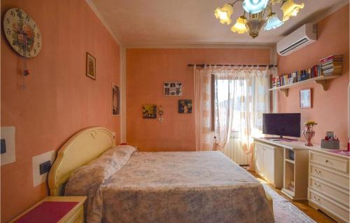 Strettoia House | 3 Bedroom Awesome Home In Pietrasanta