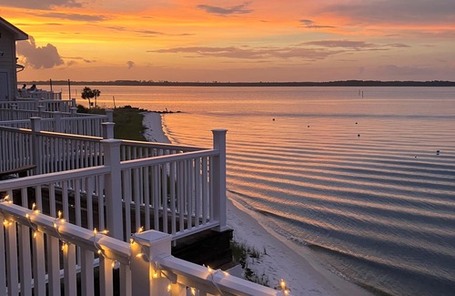 Alligator Point House | 3-bedroom bayfront townhome in amazing Alligator Point, 20% off Dec thru Feb