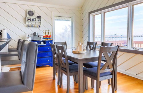 Willoughby Spit House | 3-Bedroom; Beach front Bungalow in Norfolk, VA