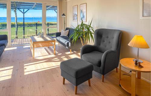 Vibæk Strand House | 3 Bedroom Beach Front Home In Ebeltoft
