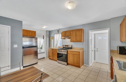 Asbury Park House | 3 Bedroom Beach Retreat