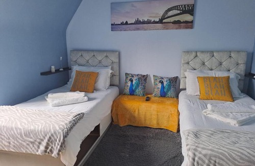 Coldharbour Apartment | 3 bedroom Brixton Apartment